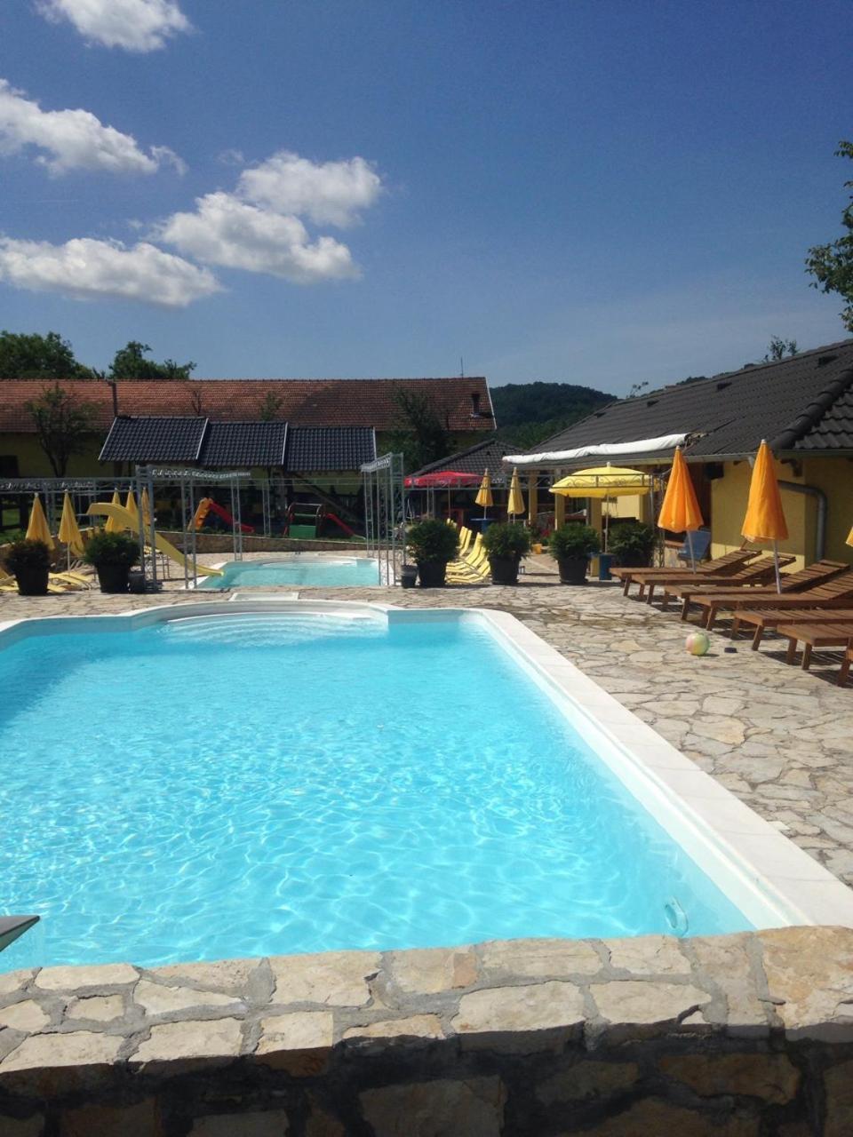Relax&Spa Stenjevac エクステリア 写真